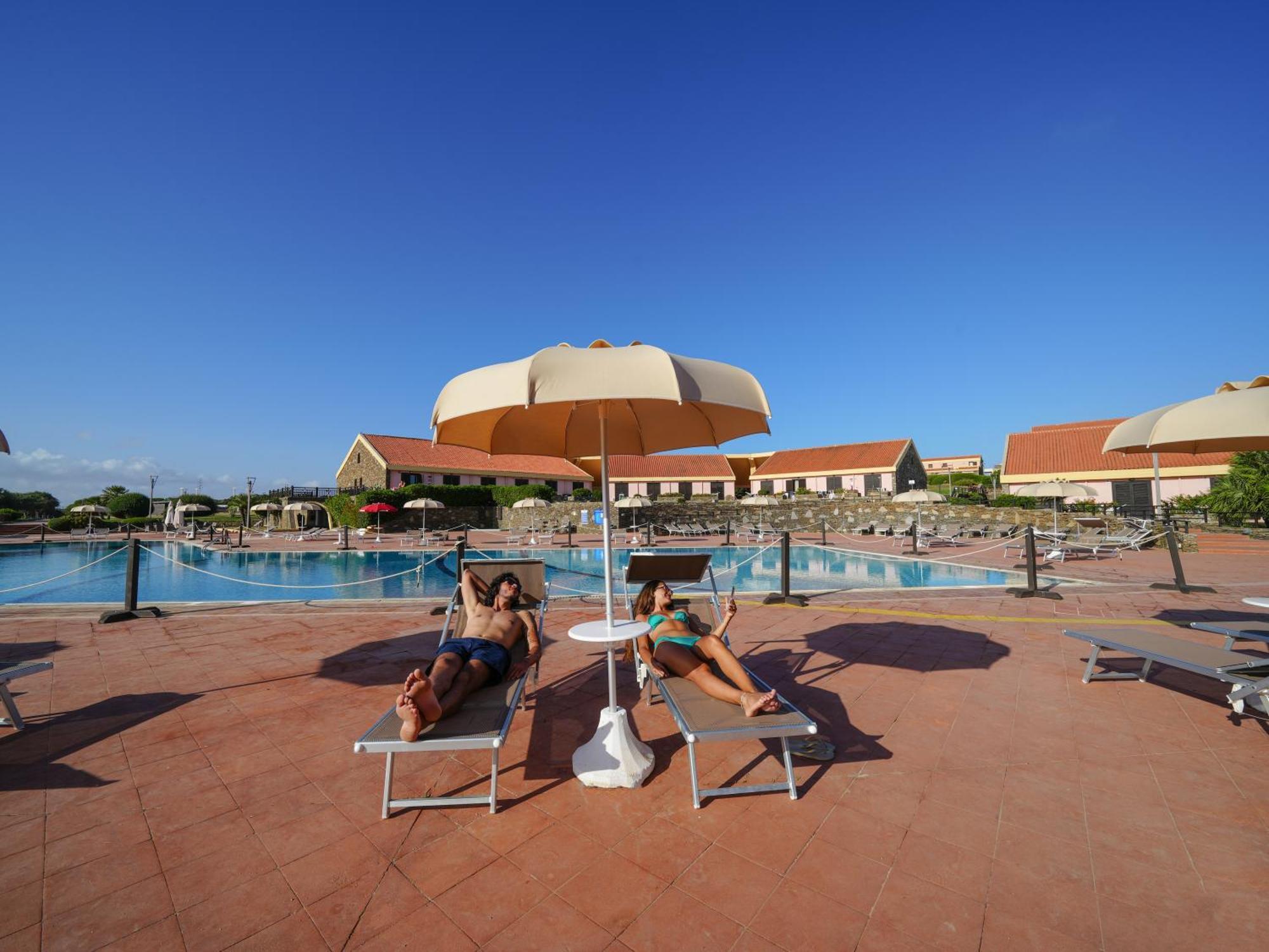Le Tonnare Di Stintino - Beach Resort Ngoại thất bức ảnh