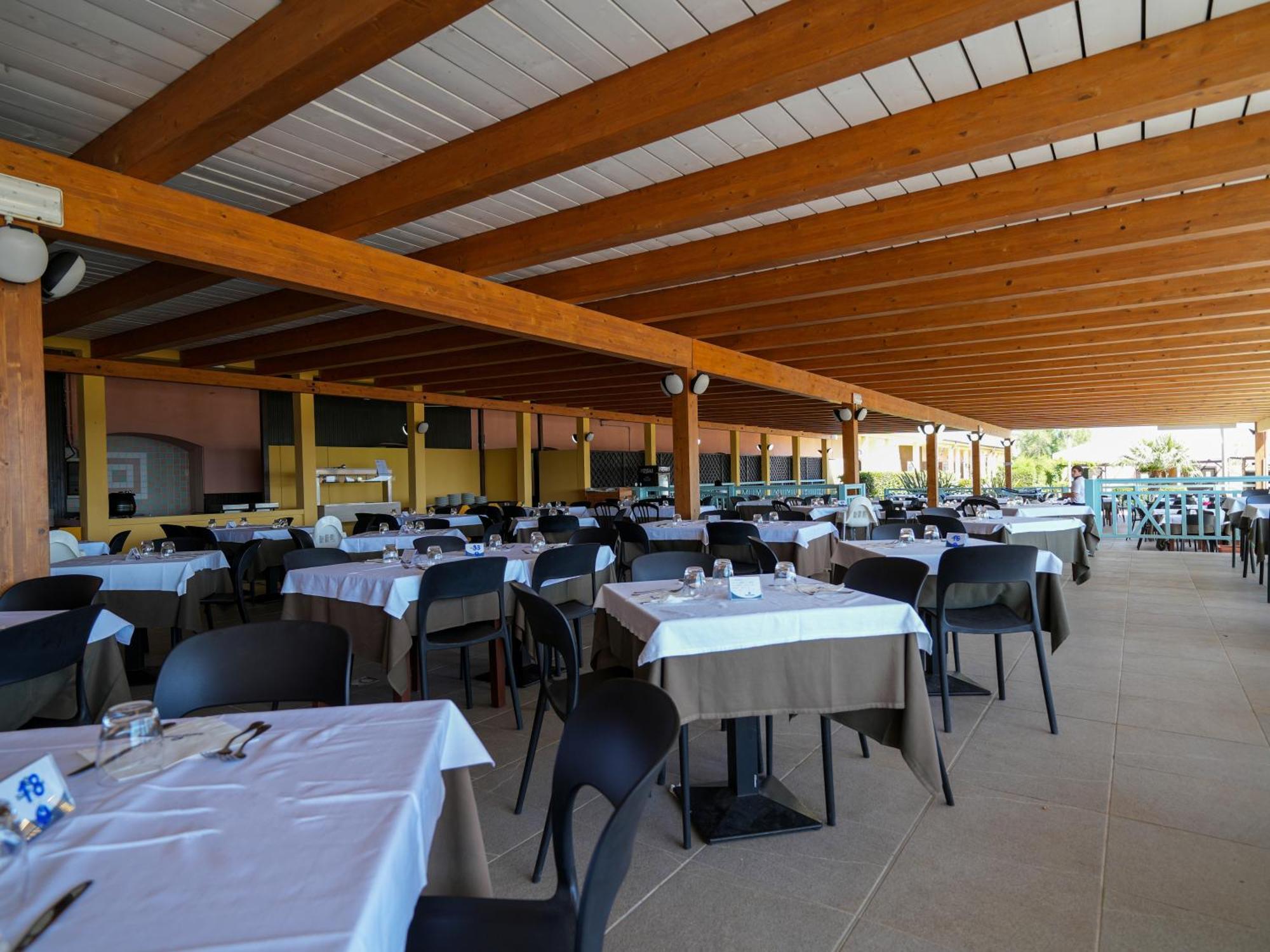 Le Tonnare Di Stintino - Beach Resort Ngoại thất bức ảnh