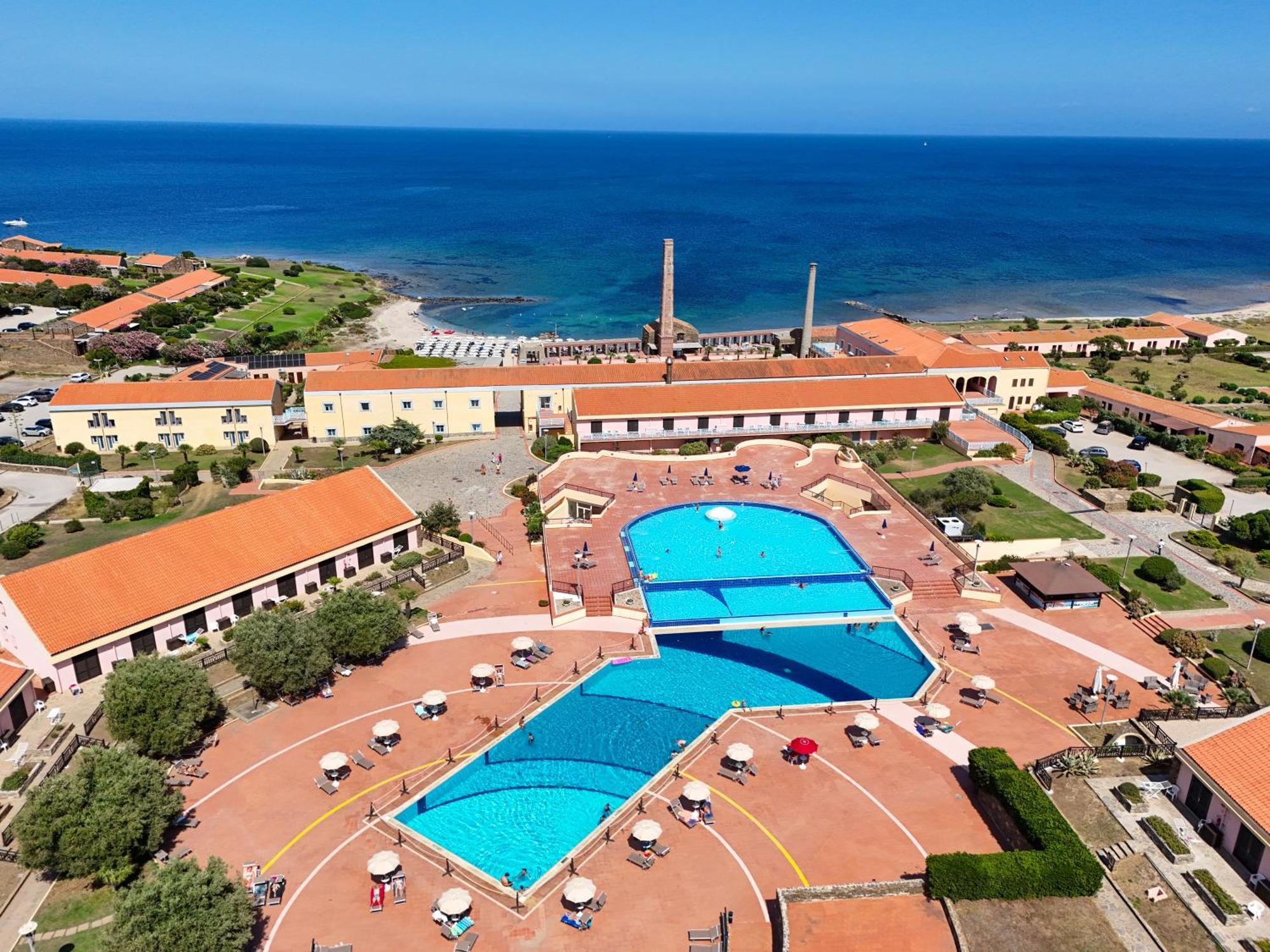 Le Tonnare Di Stintino - Beach Resort Ngoại thất bức ảnh